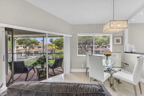 Tiny photo for 994 NW 93rd Avenue, Plantation, FL 33324 (MLS # B26036236)