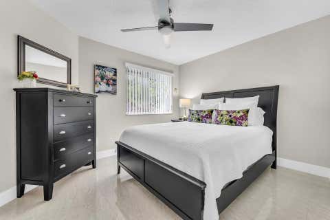 Tiny photo for 994 NW 93rd Avenue, Plantation, FL 33324 (MLS # B26036236)