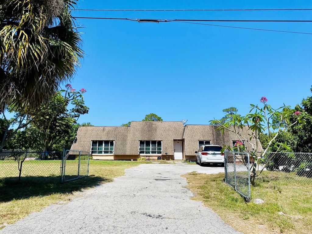 Photo of 14494 N 64th Way N, Palm Beach Gardens, FL 33418 (MLS # R10714391)