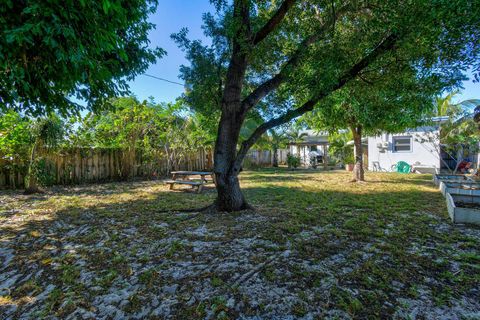 A home in Lake Worth Beach