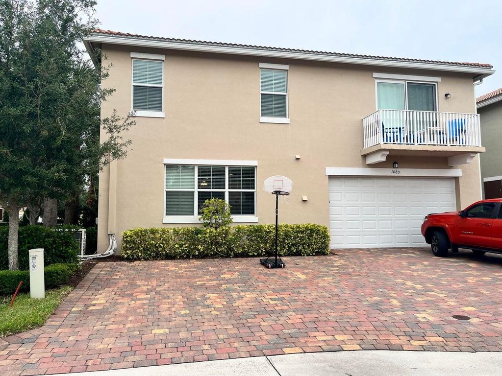 Photo of 1080 S Community Drive, Jupiter, FL 33458 (MLS # R11014175)