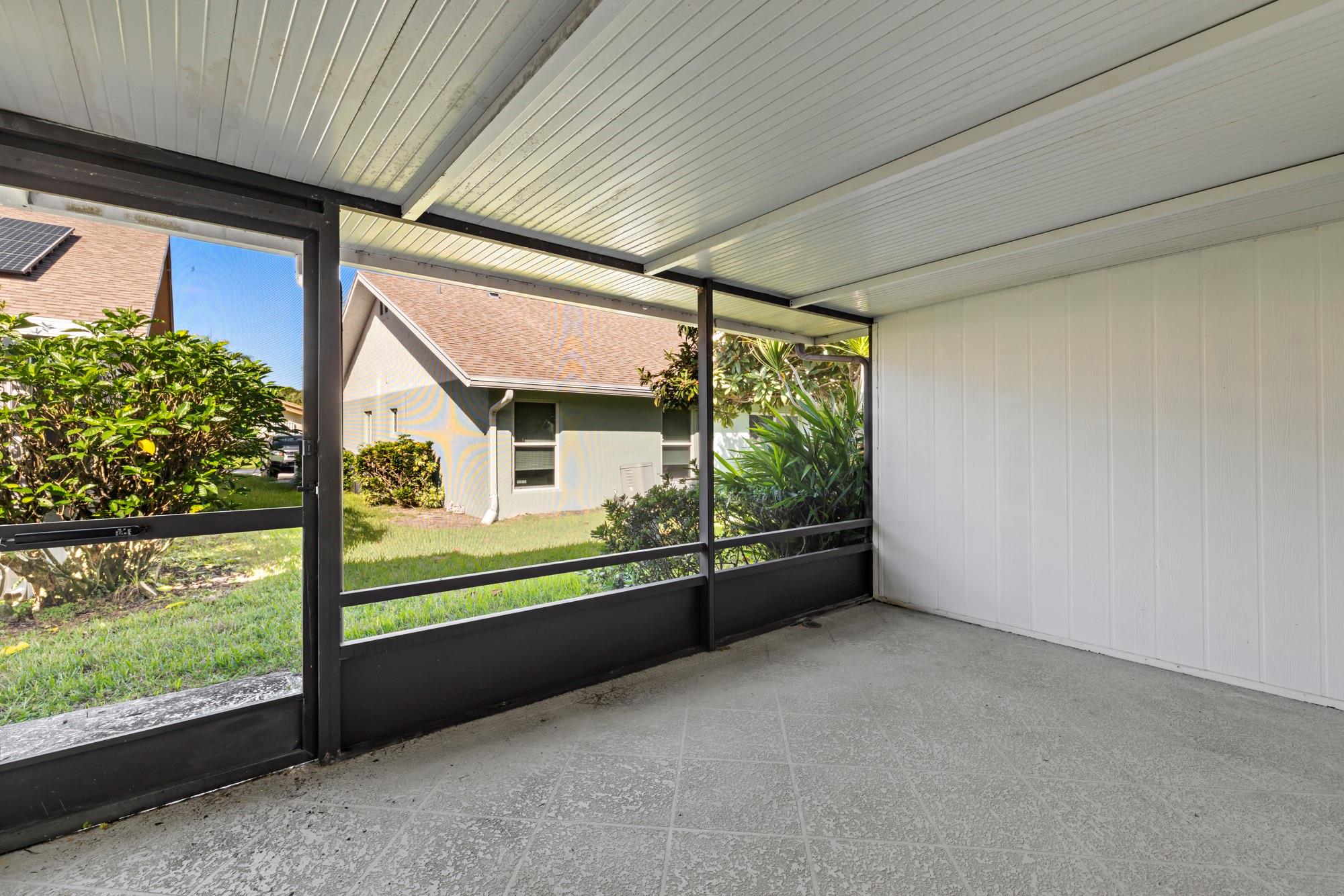 DELRAY VILLAS - Residential