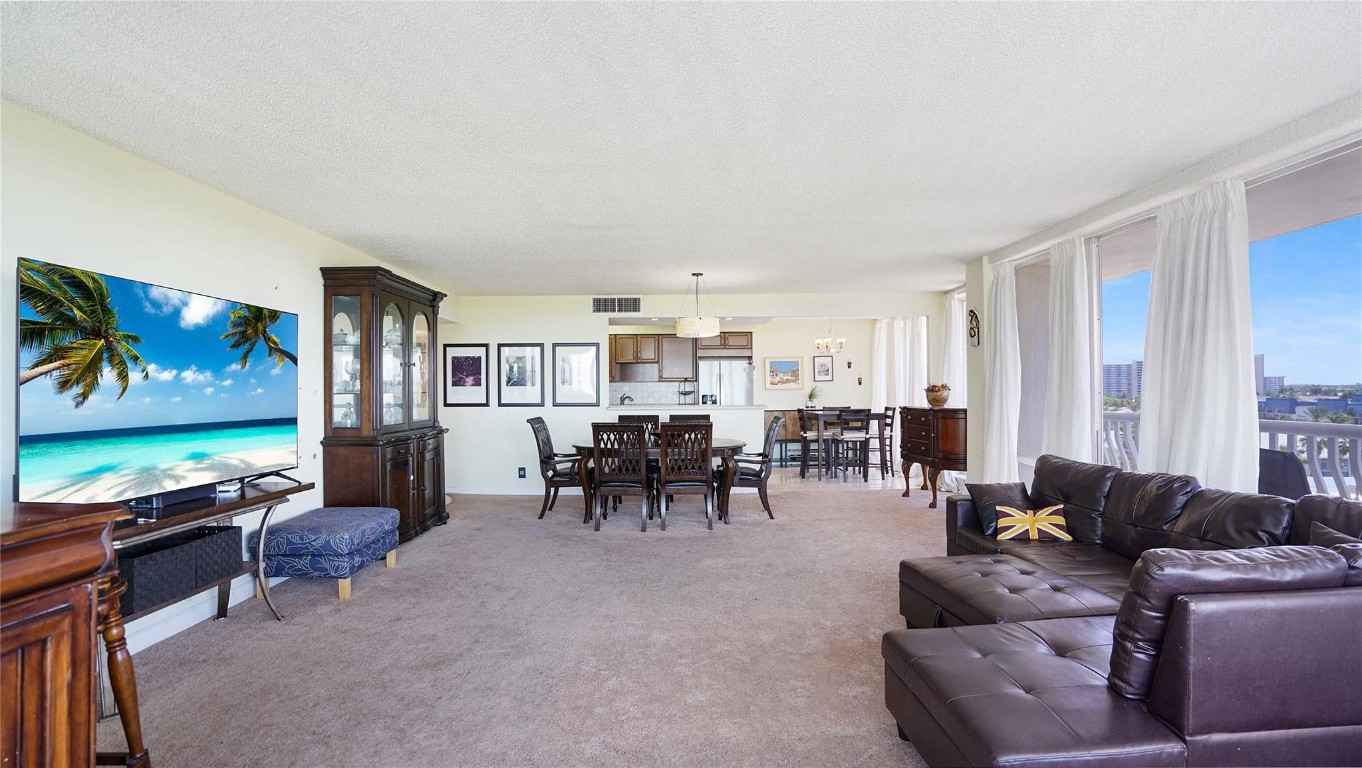 OCEAN CLUB - Residential