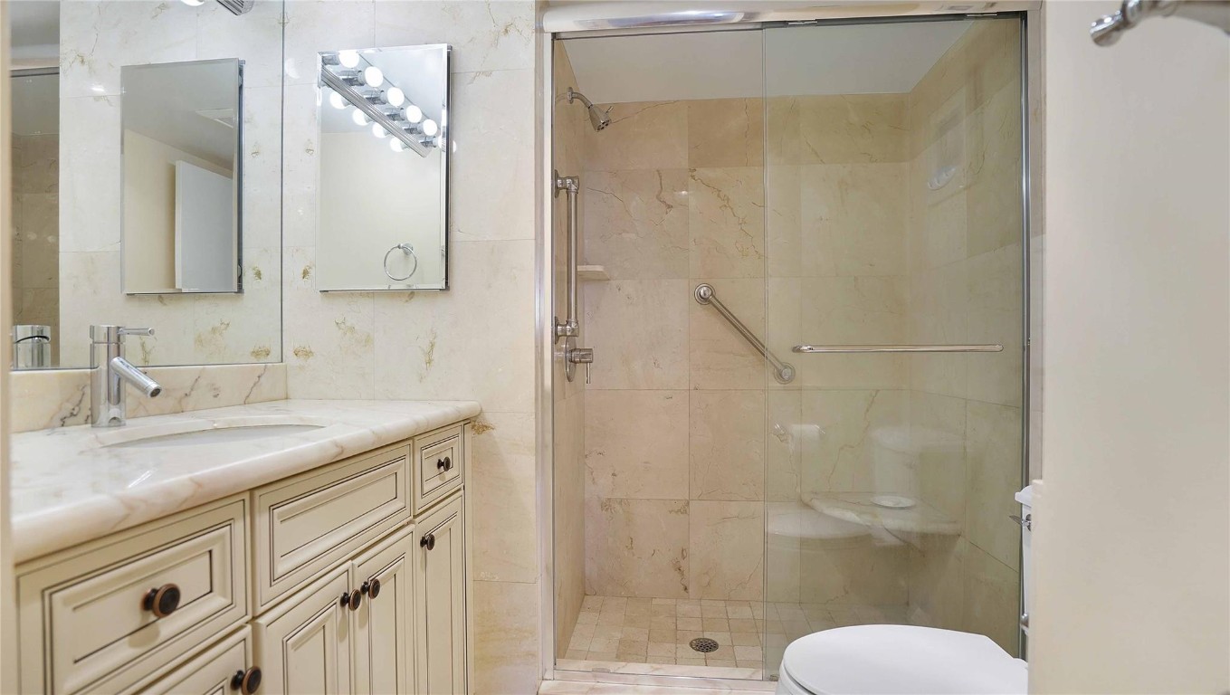 OCEAN CLUB - Residential