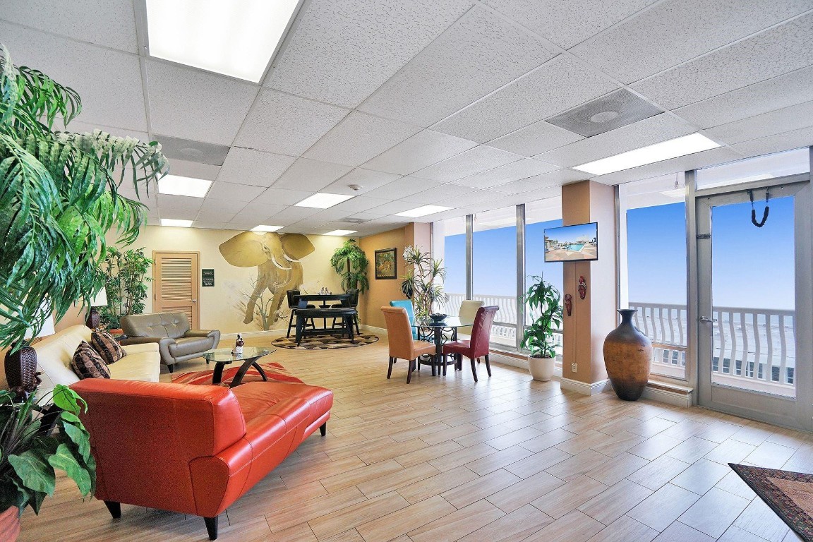 OCEAN CLUB - Residential