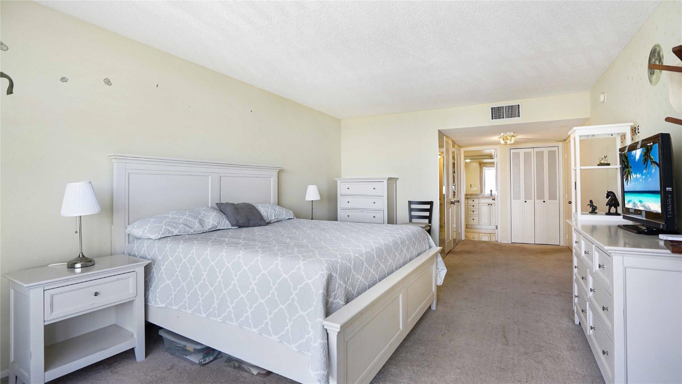 OCEAN CLUB - Residential