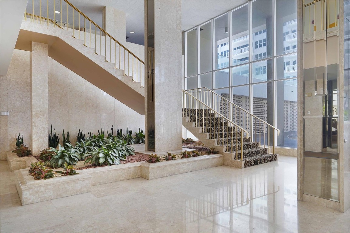 OCEAN CLUB - Residential