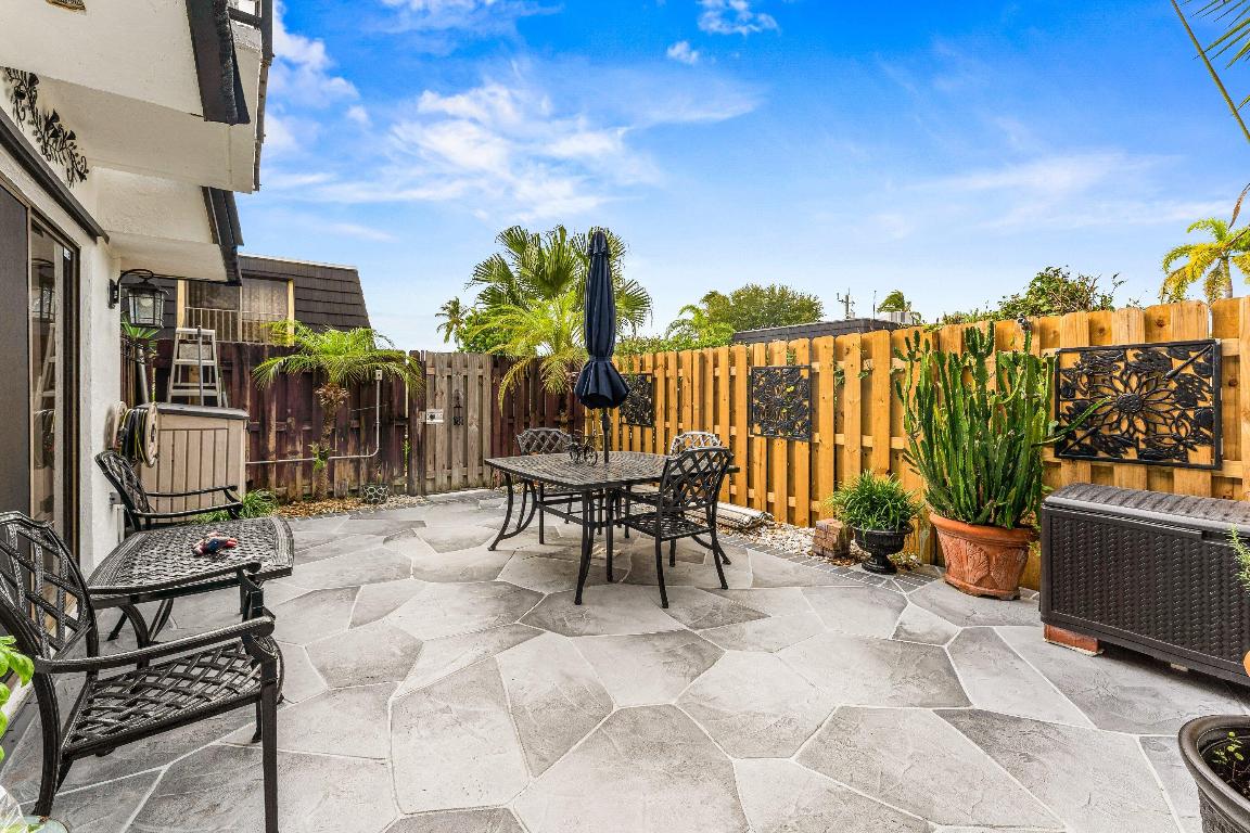 WOODLANDS OF PALM SPRINGS - Residential