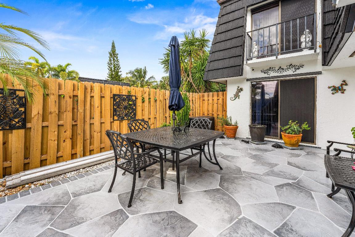 WOODLANDS OF PALM SPRINGS - Residential