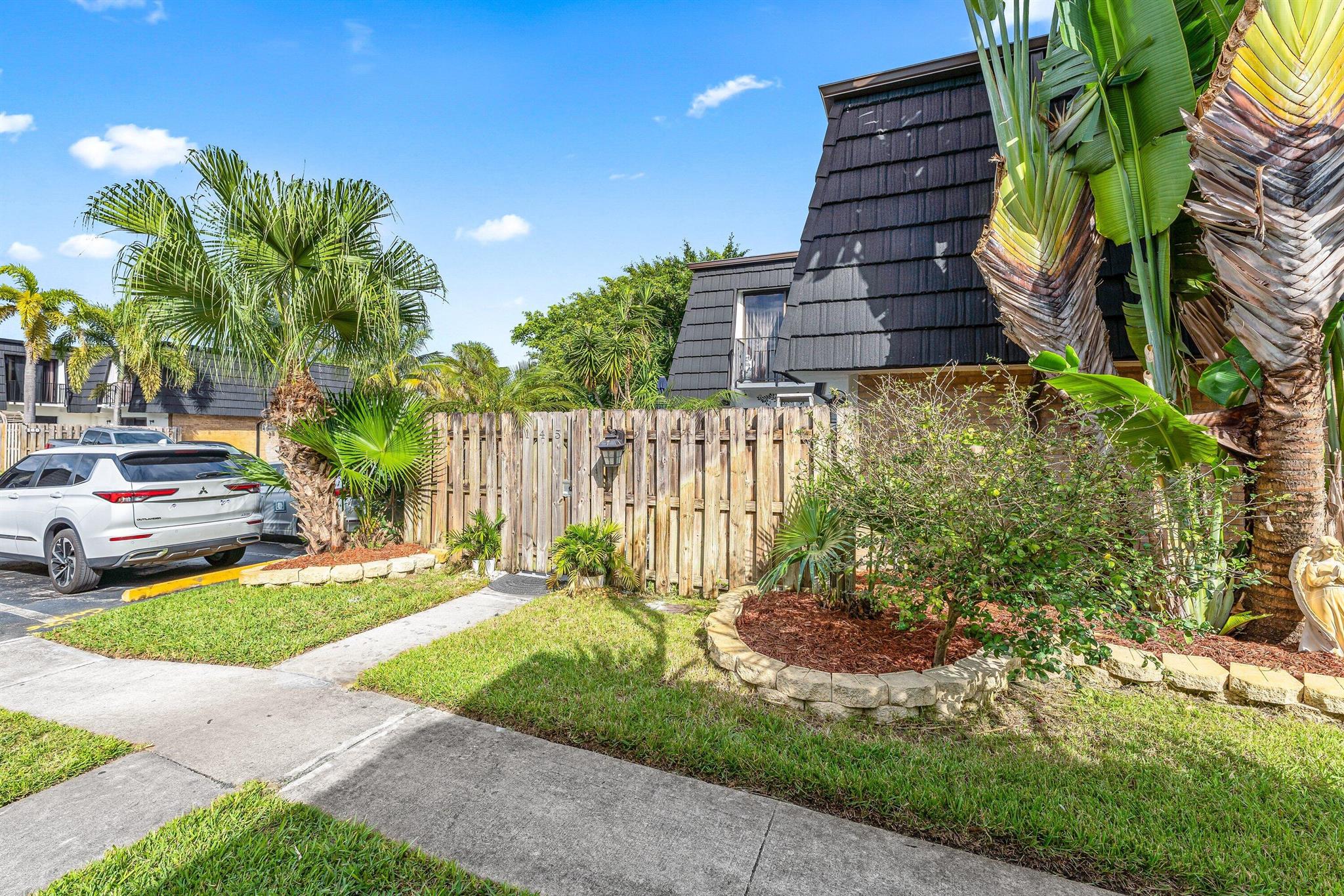 WOODLANDS OF PALM SPRINGS - Residential