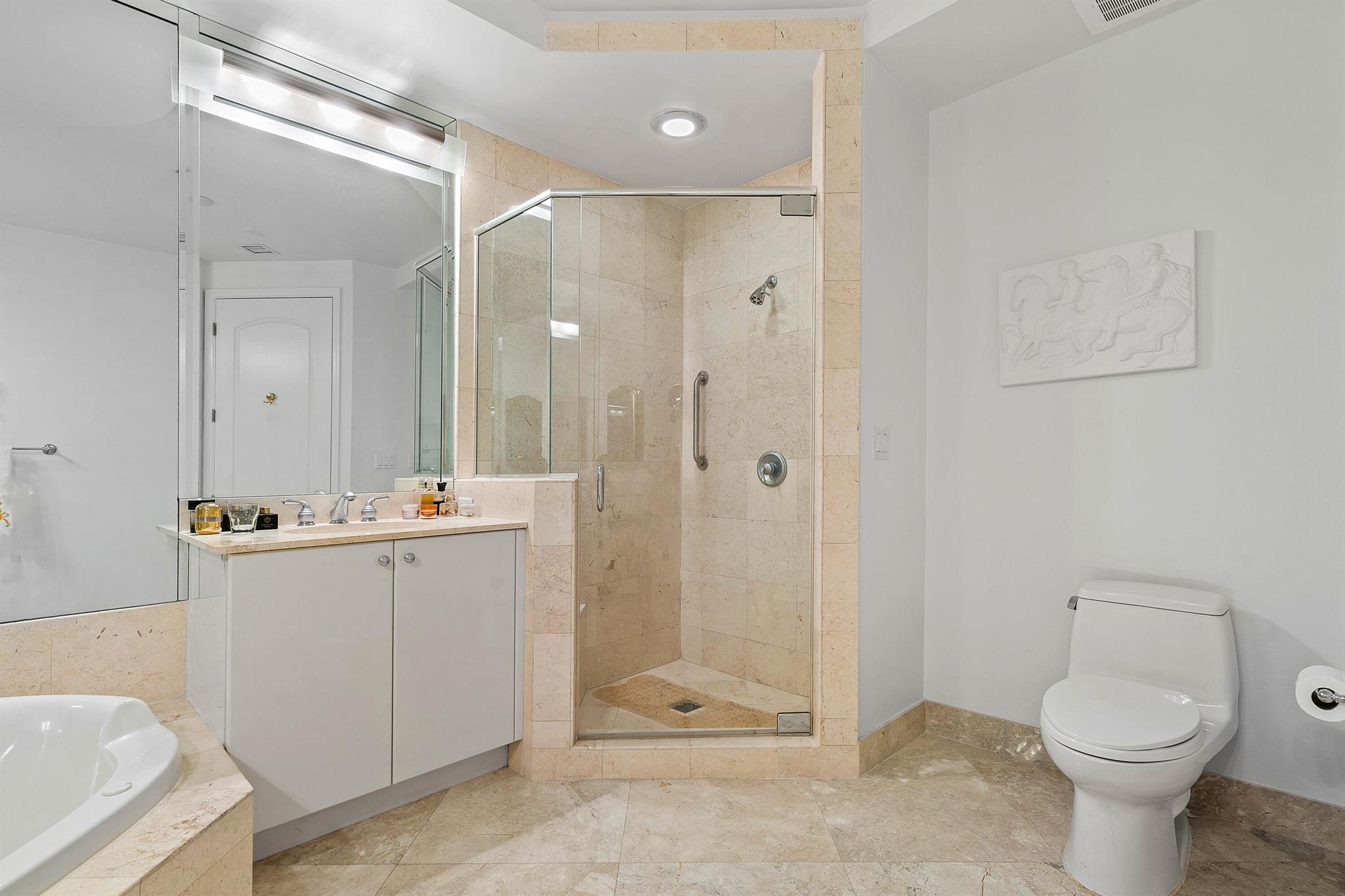 ONE CITY PLAZA CONDO - Residential