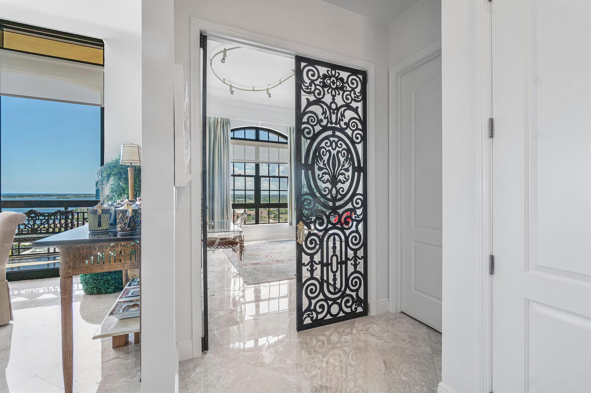 ONE CITY PLAZA CONDO - Residential