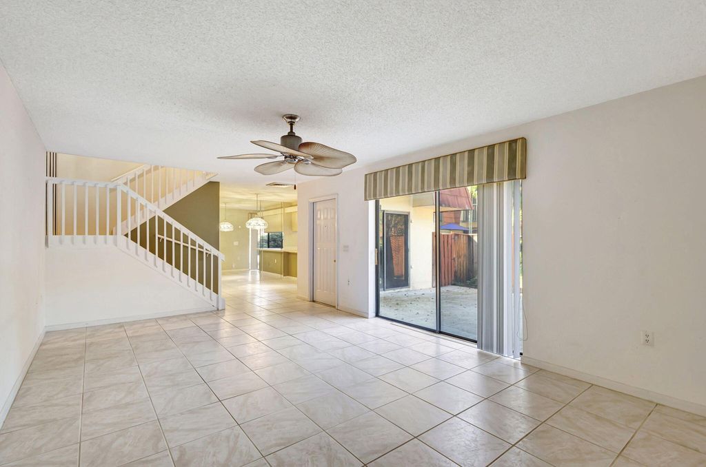 Photo of 736 Buttonwood Lane, Boynton Beach, FL 33436 (MLS # R11082892)