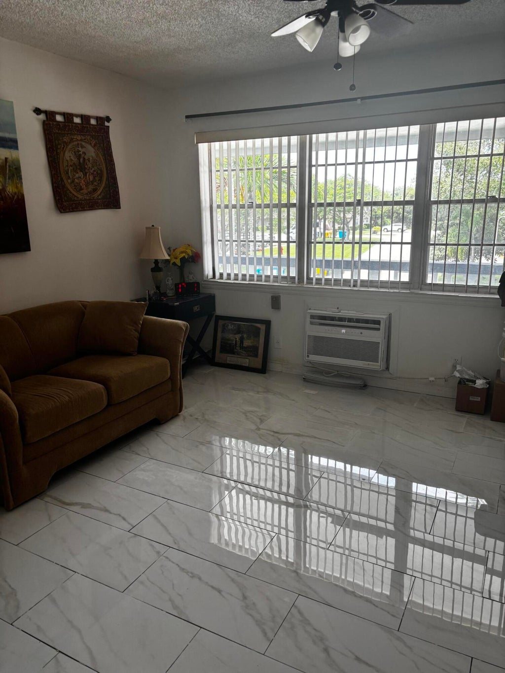 Photo of 237 NORTHAMPTON L, West Palm Beach, FL 33417 (MLS # B26077676)