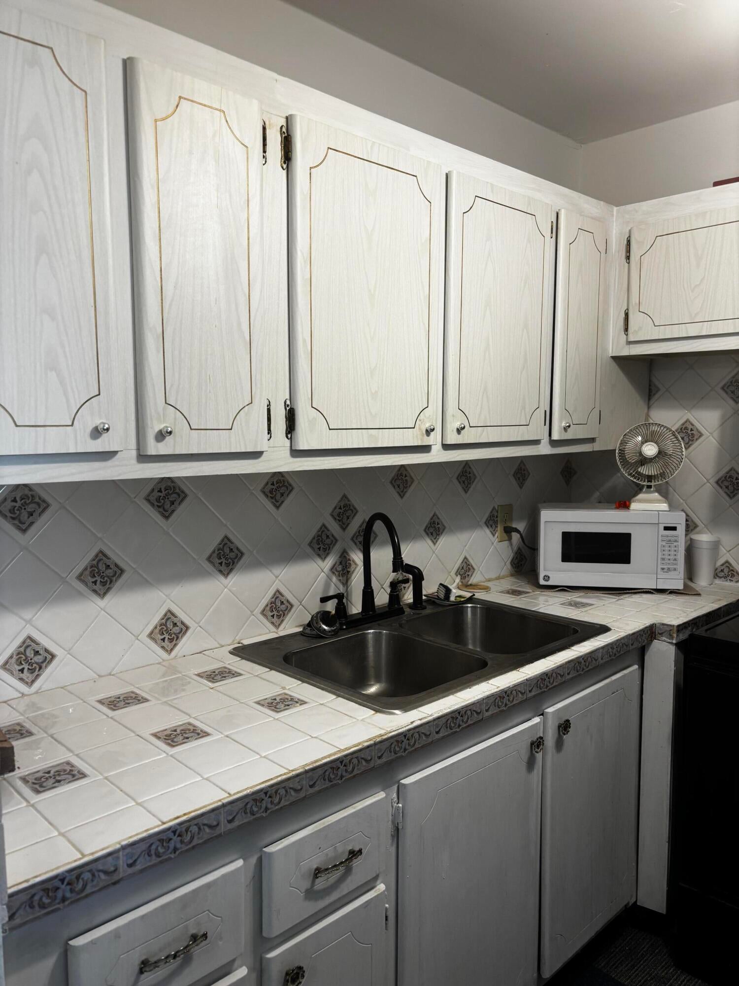 237 NORTHAMPTON L
