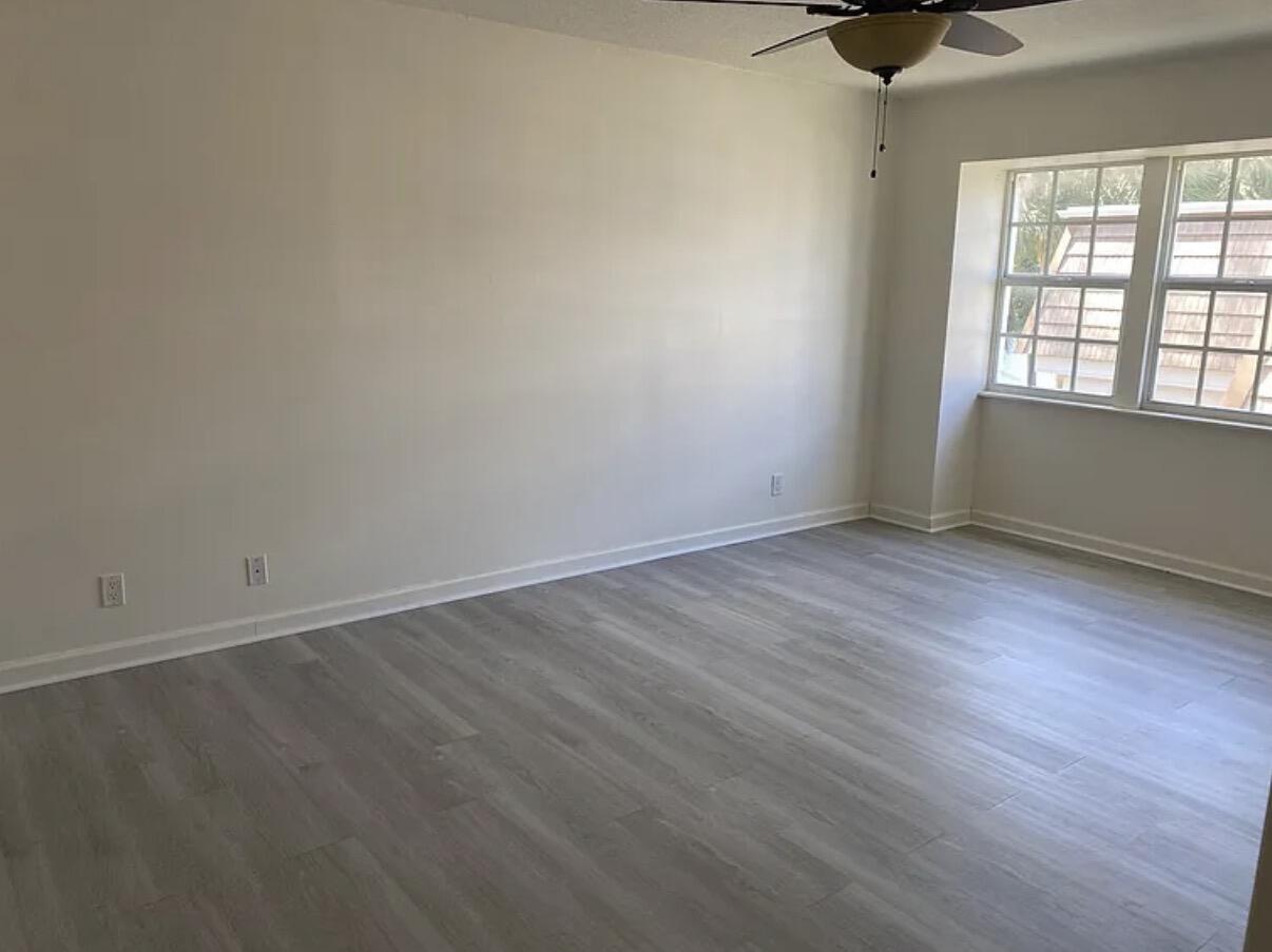 WINCHESTER COURT - Residential