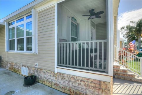 A home in Barefoot Bay