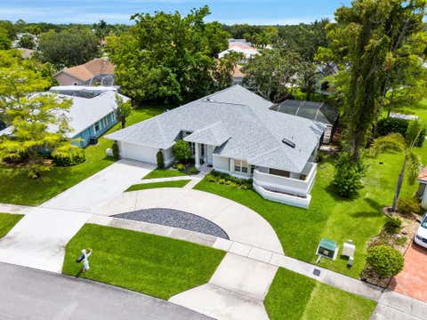Photo of 1738 Lindsey Court, Wellington, FL 33414 (MLS # B26050599)