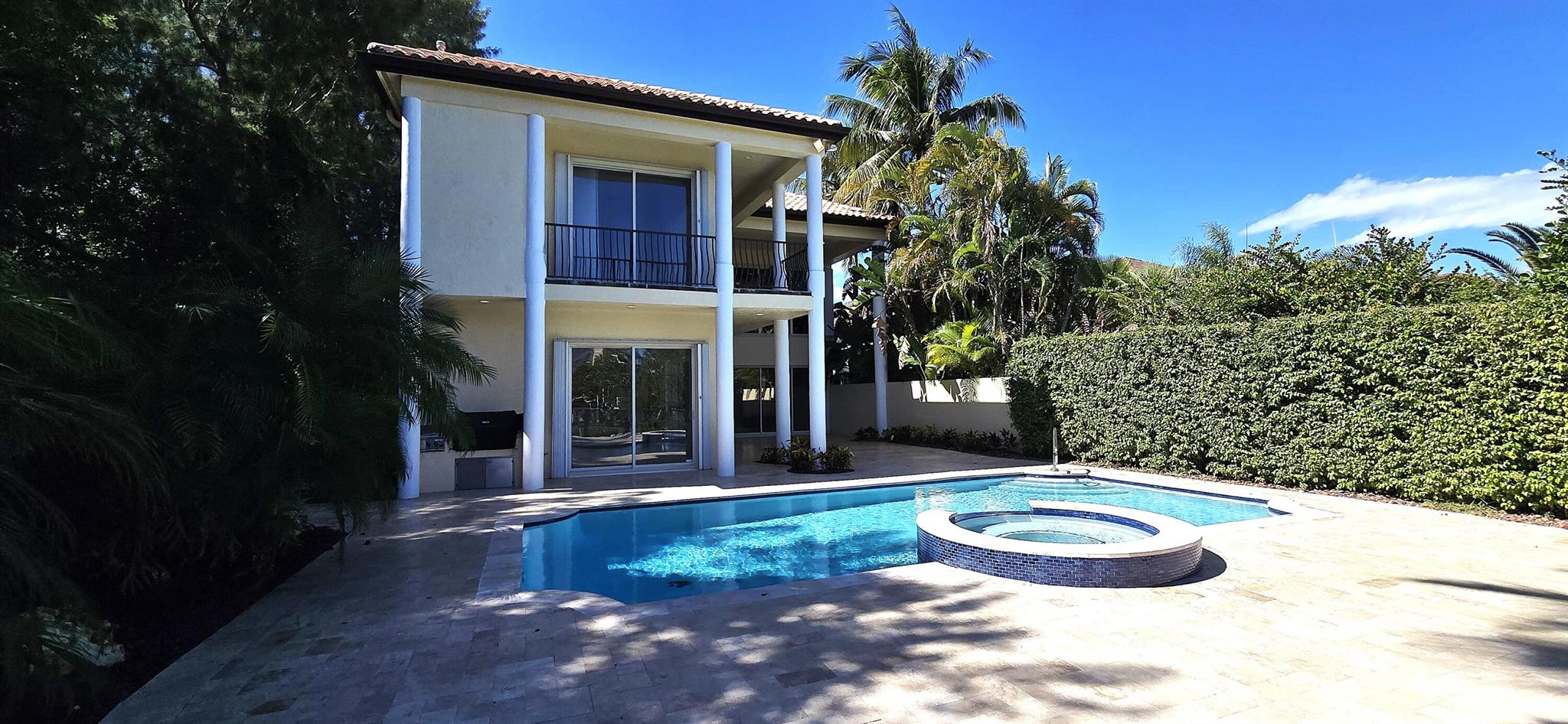 WATERS EDGE EST - Residential Lease