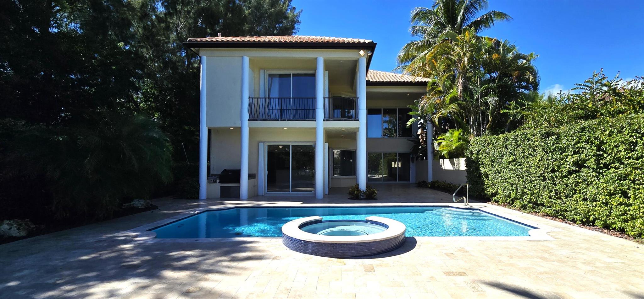 WATERS EDGE EST - Residential Lease