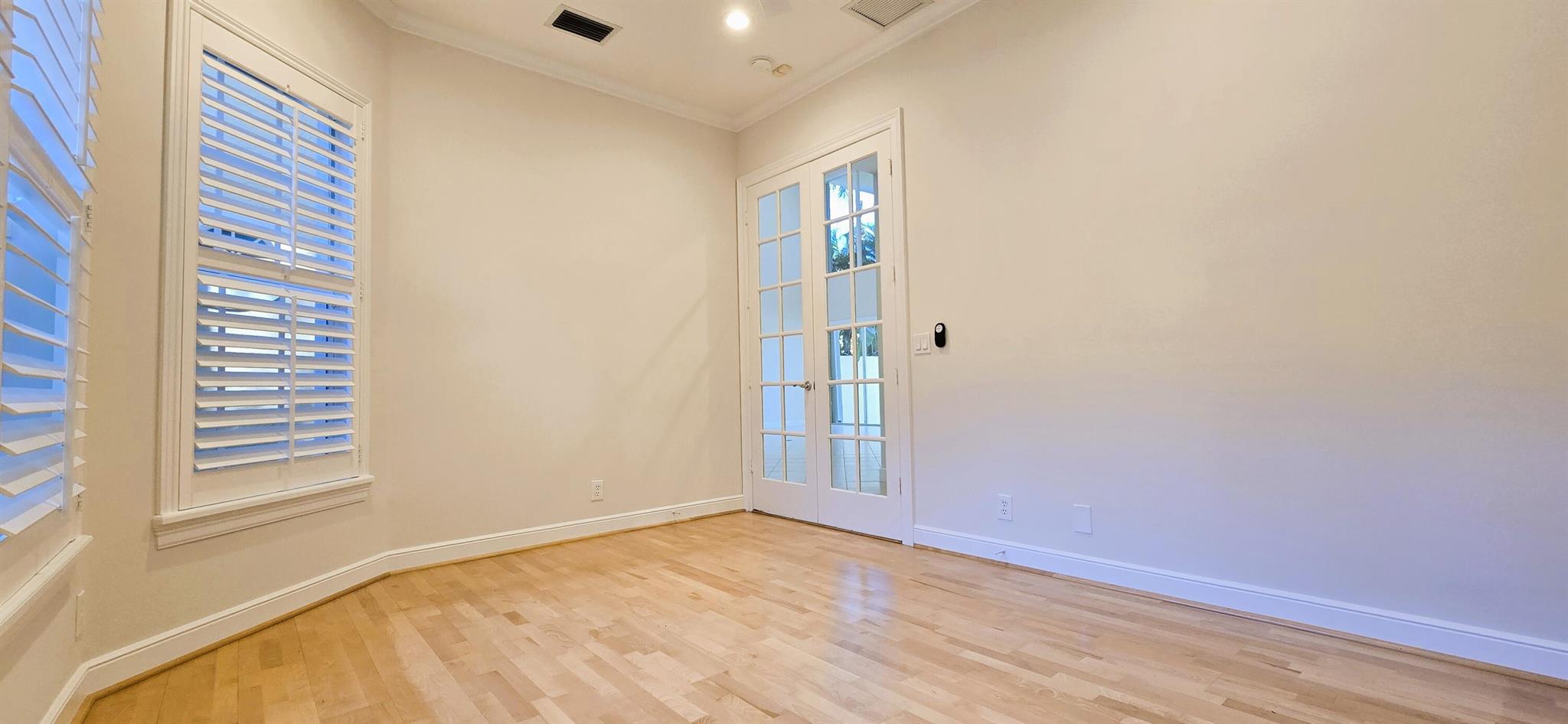 WATERS EDGE EST - Residential Lease