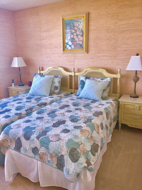 BOCA TOWERS CONDO PORTION - Residential Lease