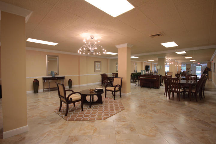 BOCA TOWERS CONDO PORTION - Residential Lease