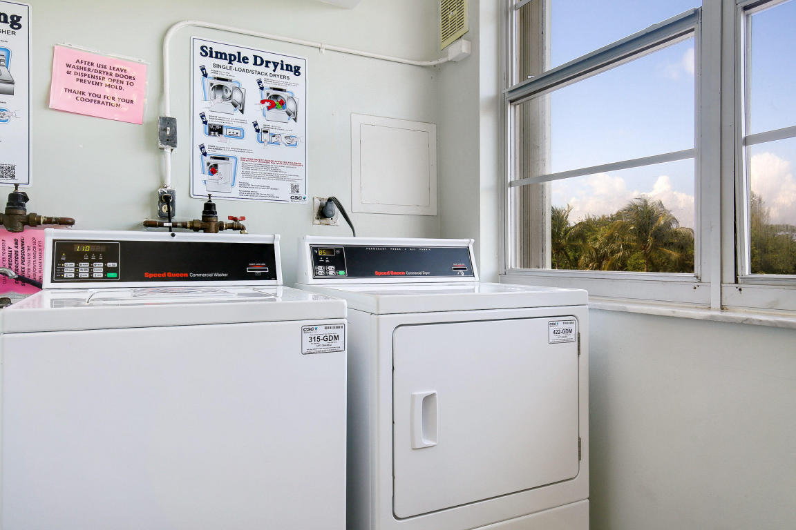 BOCA TOWERS CONDO PORTION - Residential Lease