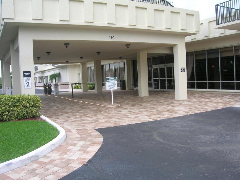 BOCA TOWERS CONDO PORTION - Residential Lease