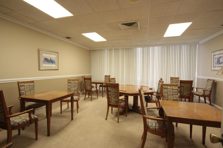 BOCA TOWERS CONDO PORTION - Residential Lease