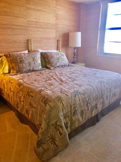 BOCA TOWERS CONDO PORTION - Residential Lease