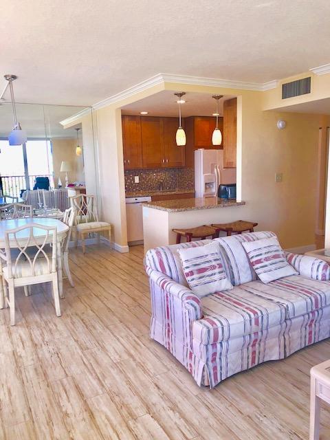 BOCA TOWERS CONDO PORTION - Residential Lease