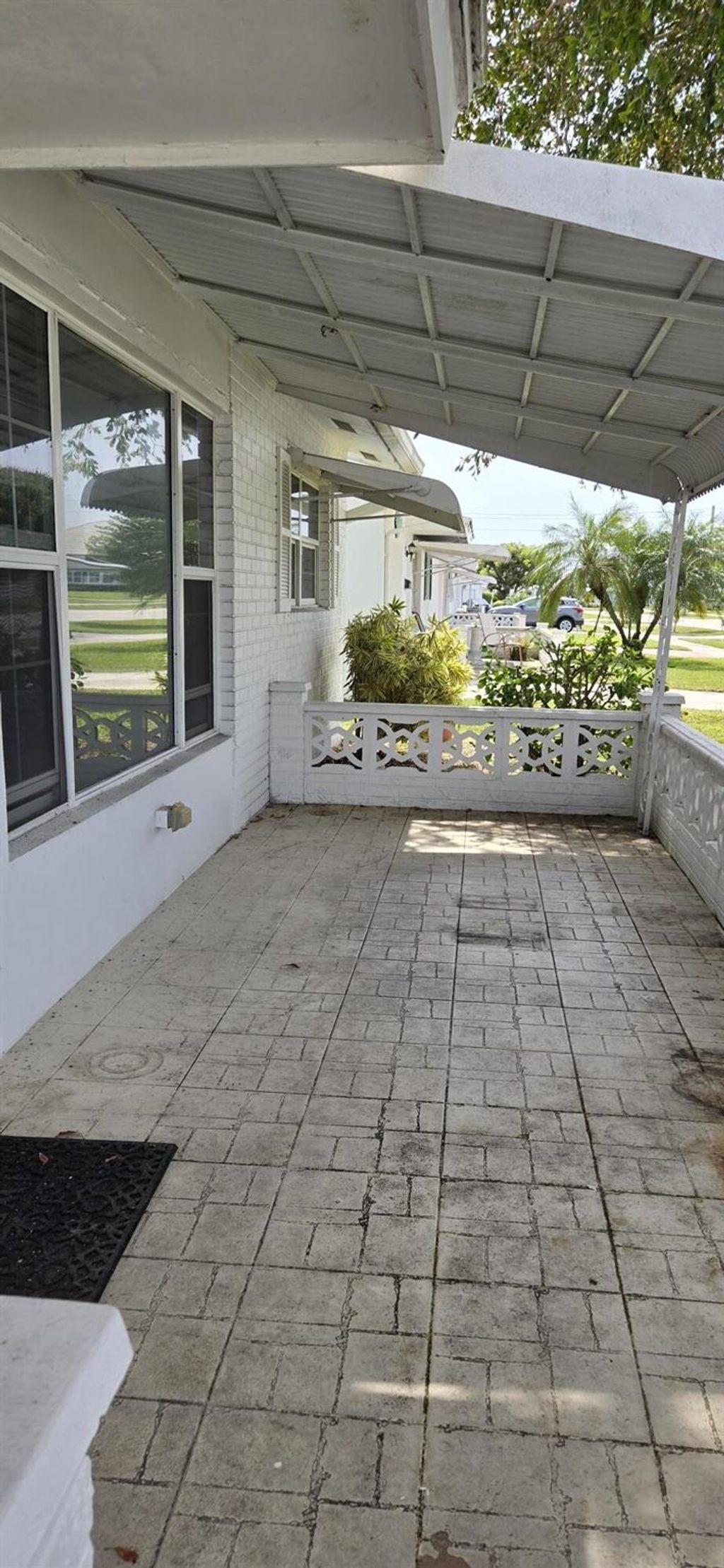 Photo of 114 Leisureville Boulevard, Boynton Beach, FL 33426 (MLS # R11125502)