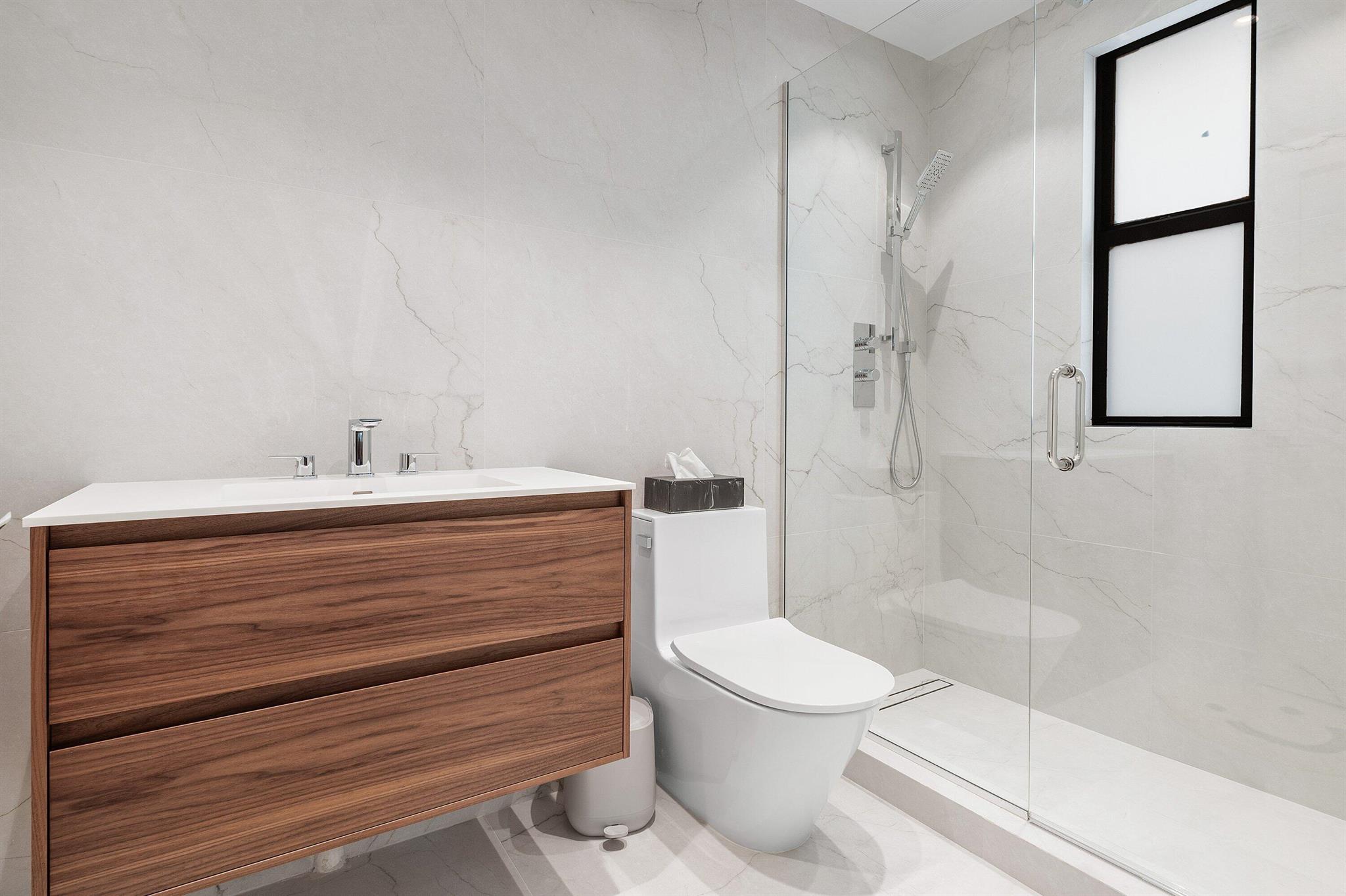 SEASONS - Residential