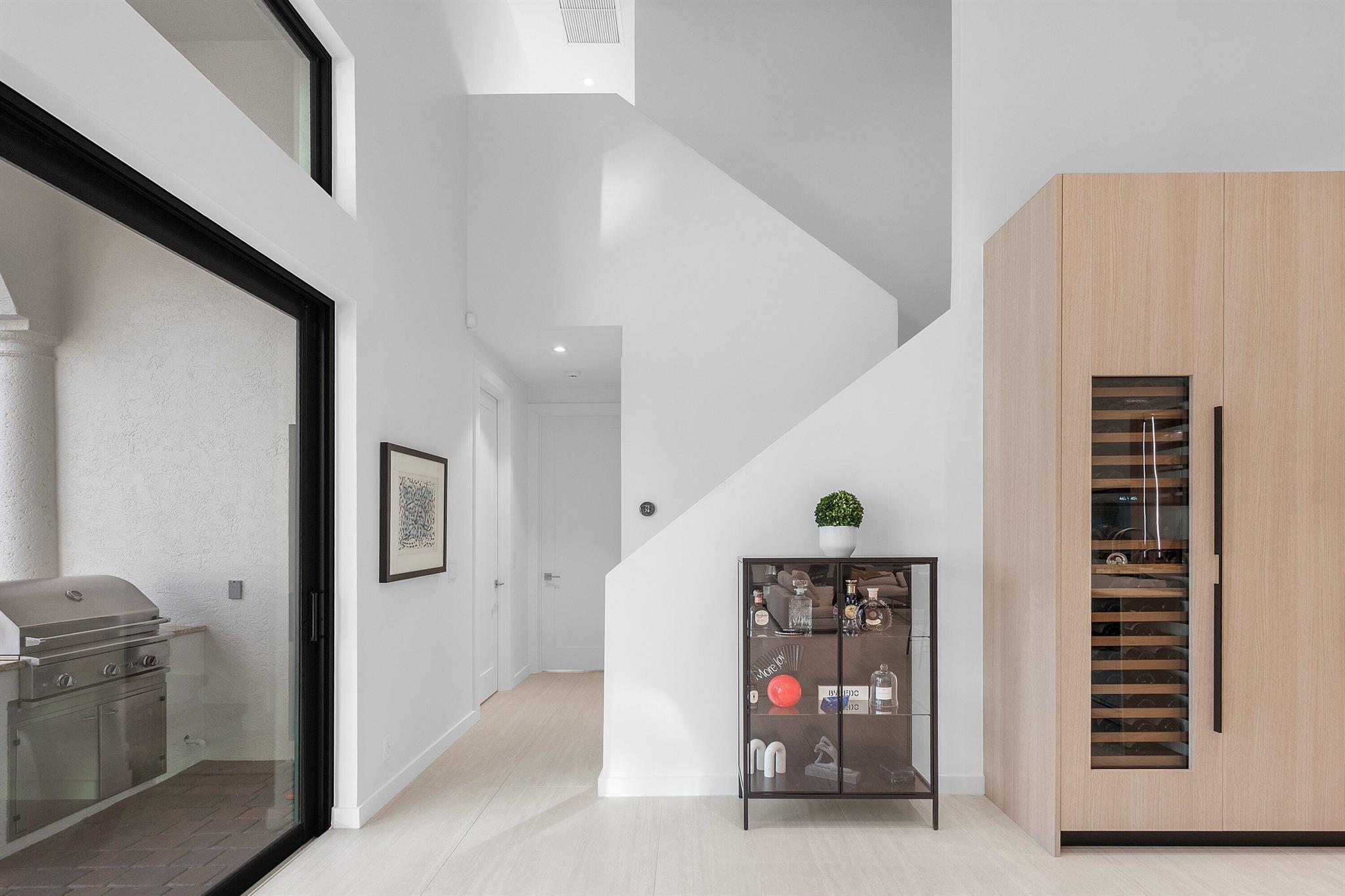 SEASONS - Residential