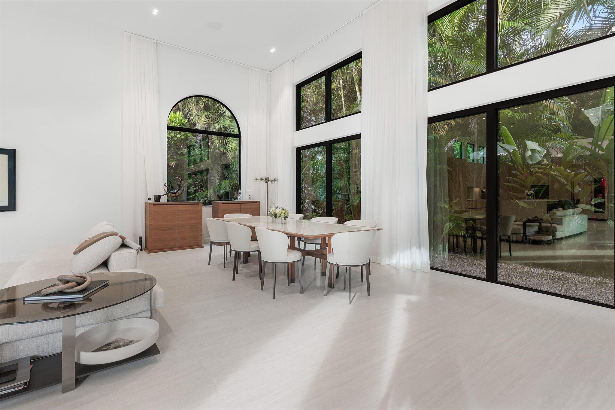 SEASONS - Residential