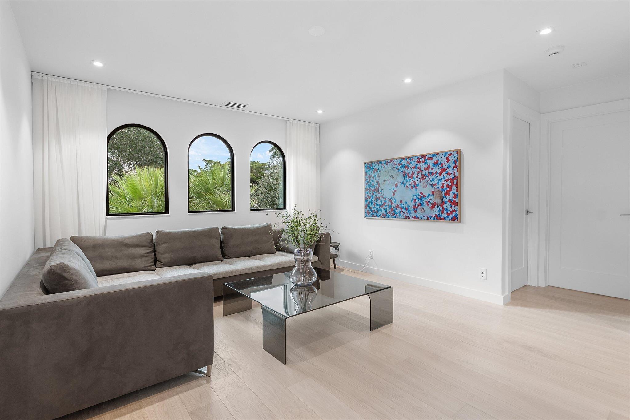 SEASONS - Residential