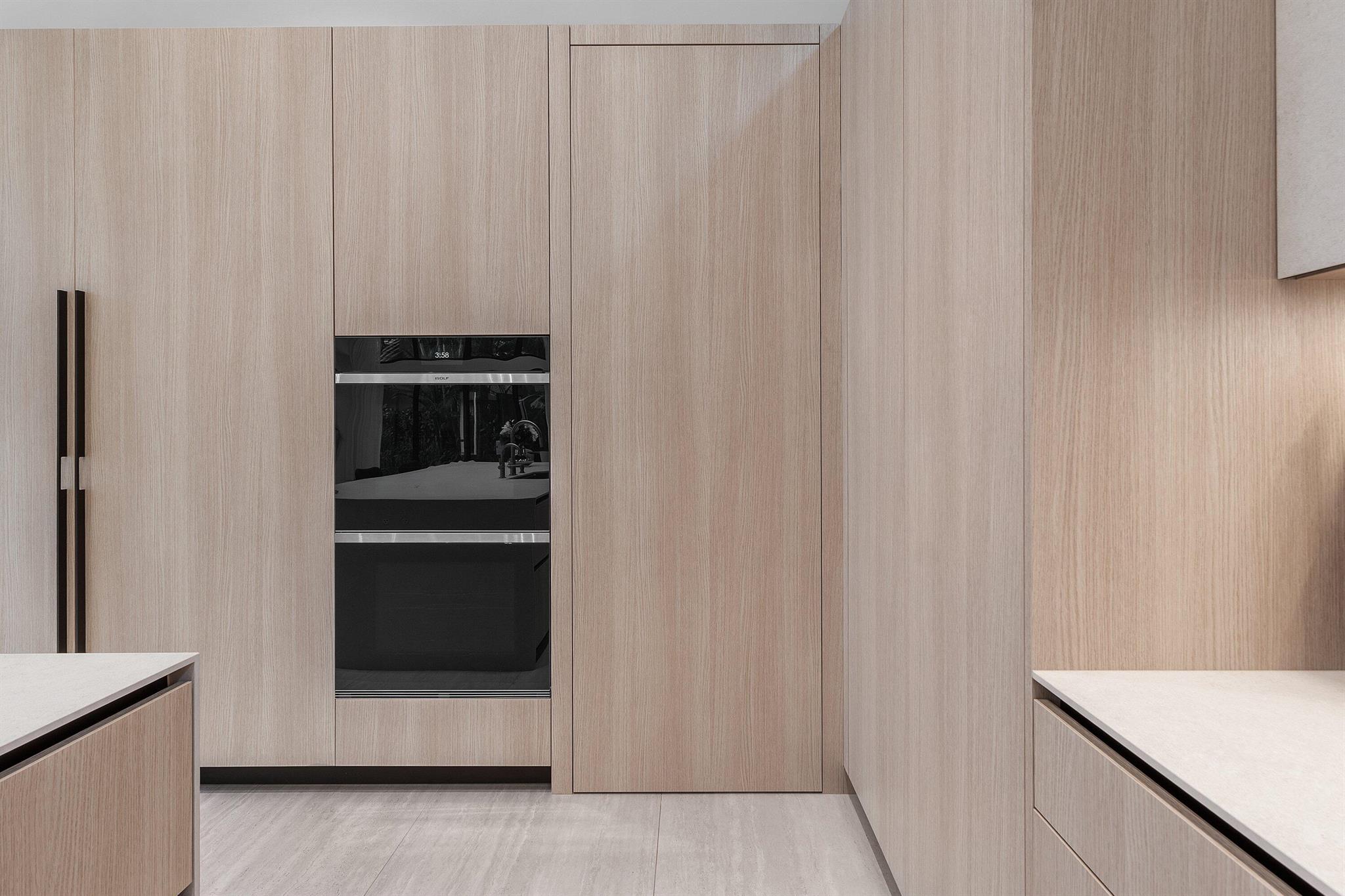 SEASONS - Residential