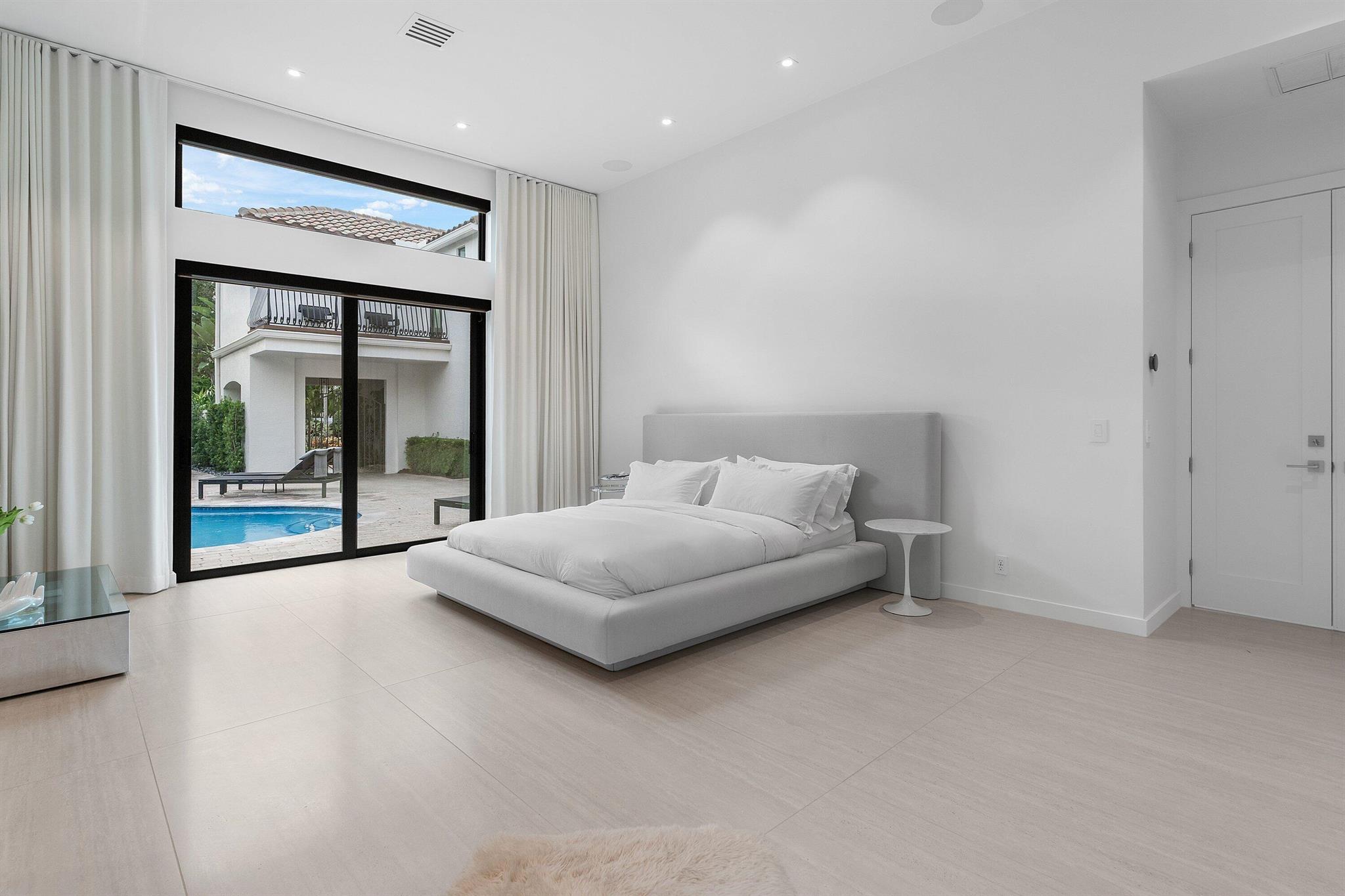 SEASONS - Residential