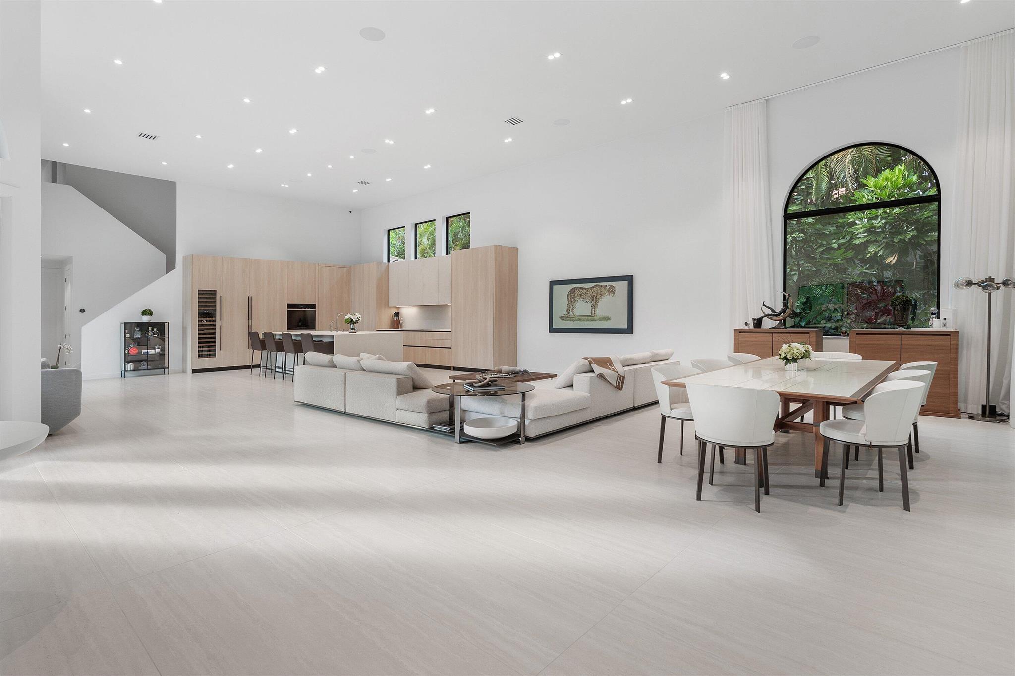 SEASONS - Residential