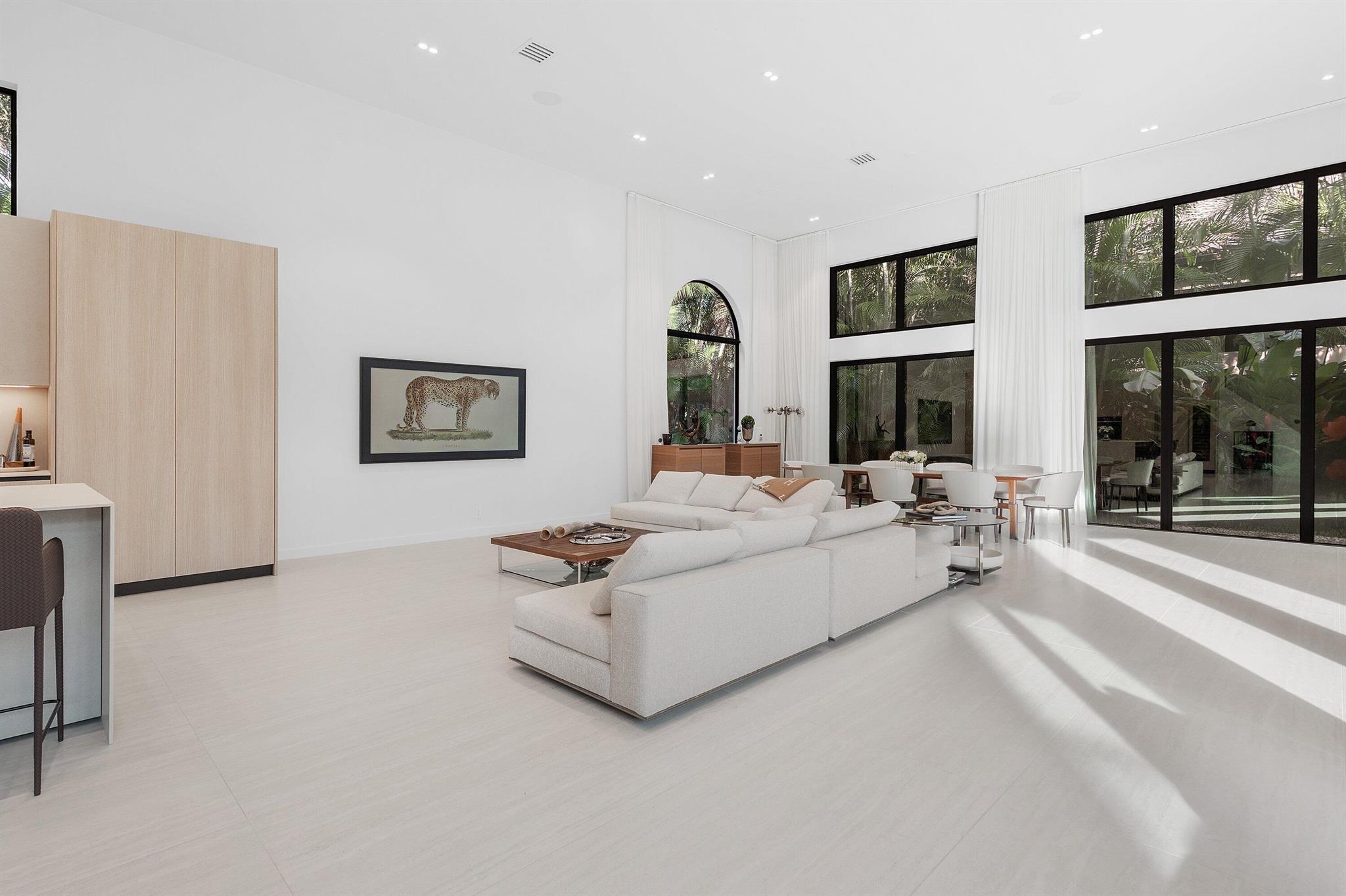 SEASONS - Residential