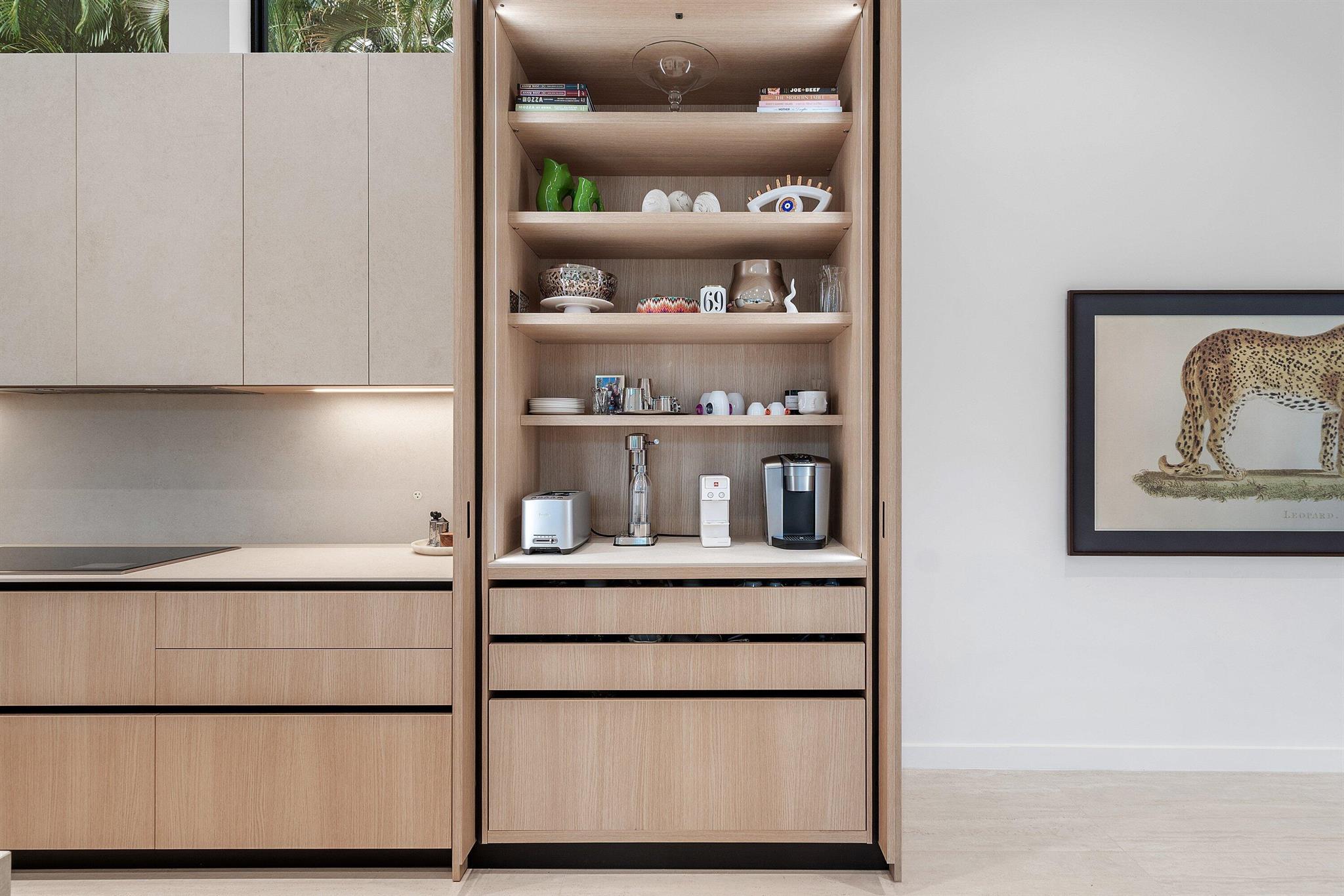 SEASONS - Residential