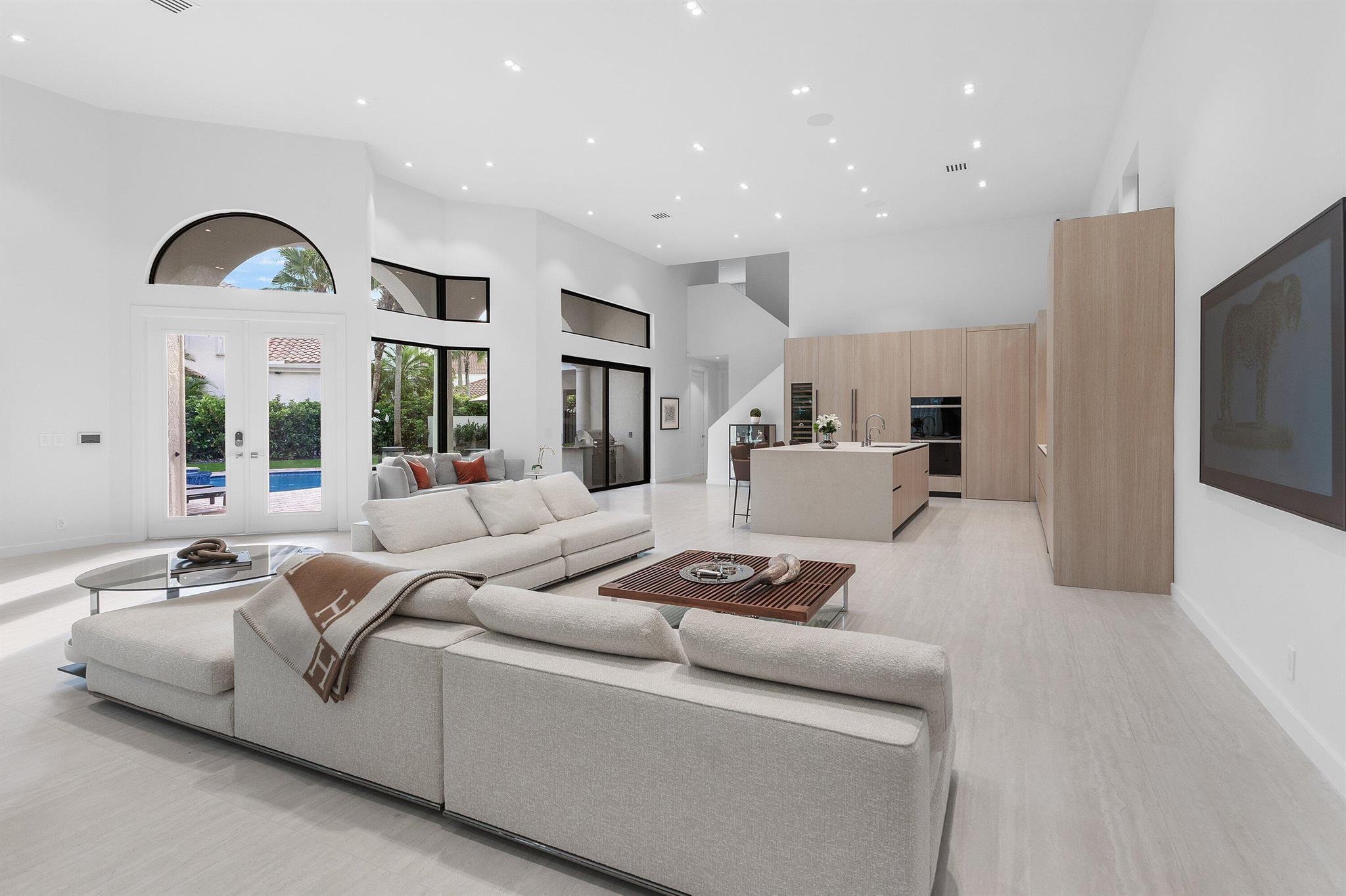 SEASONS - Residential