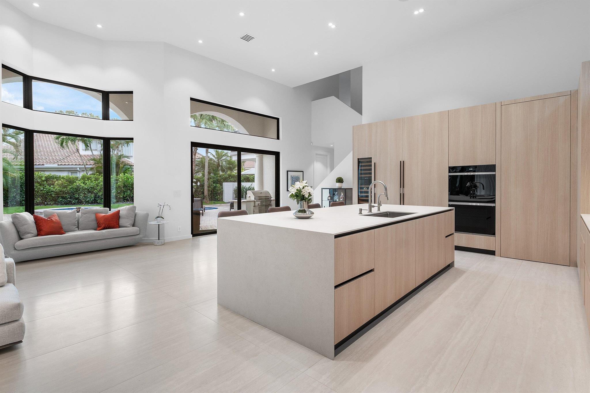 SEASONS - Residential