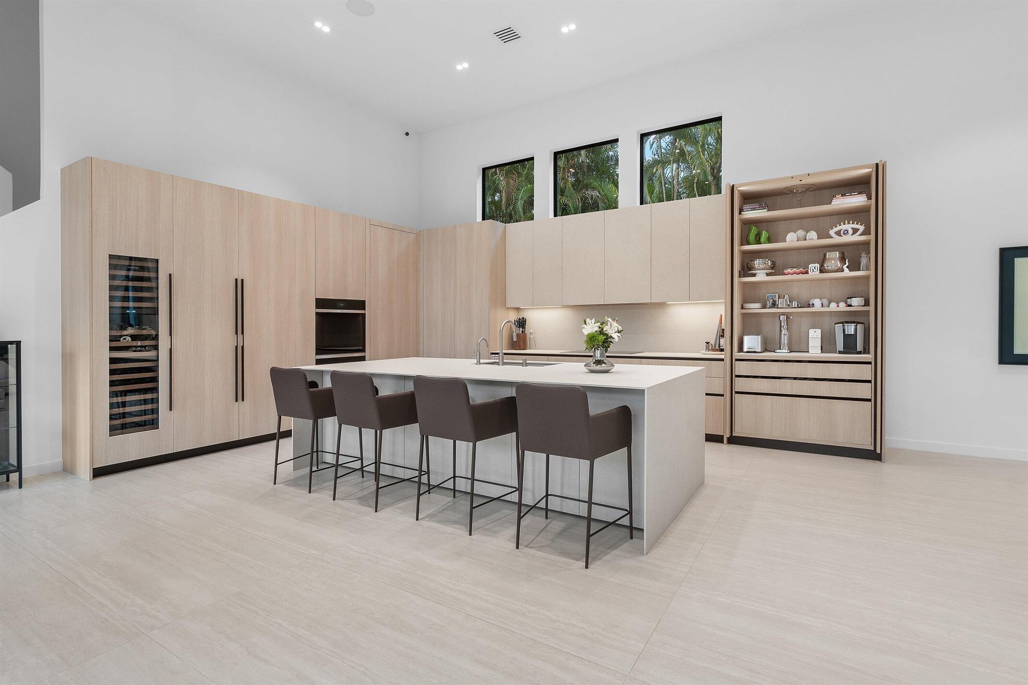 SEASONS - Residential