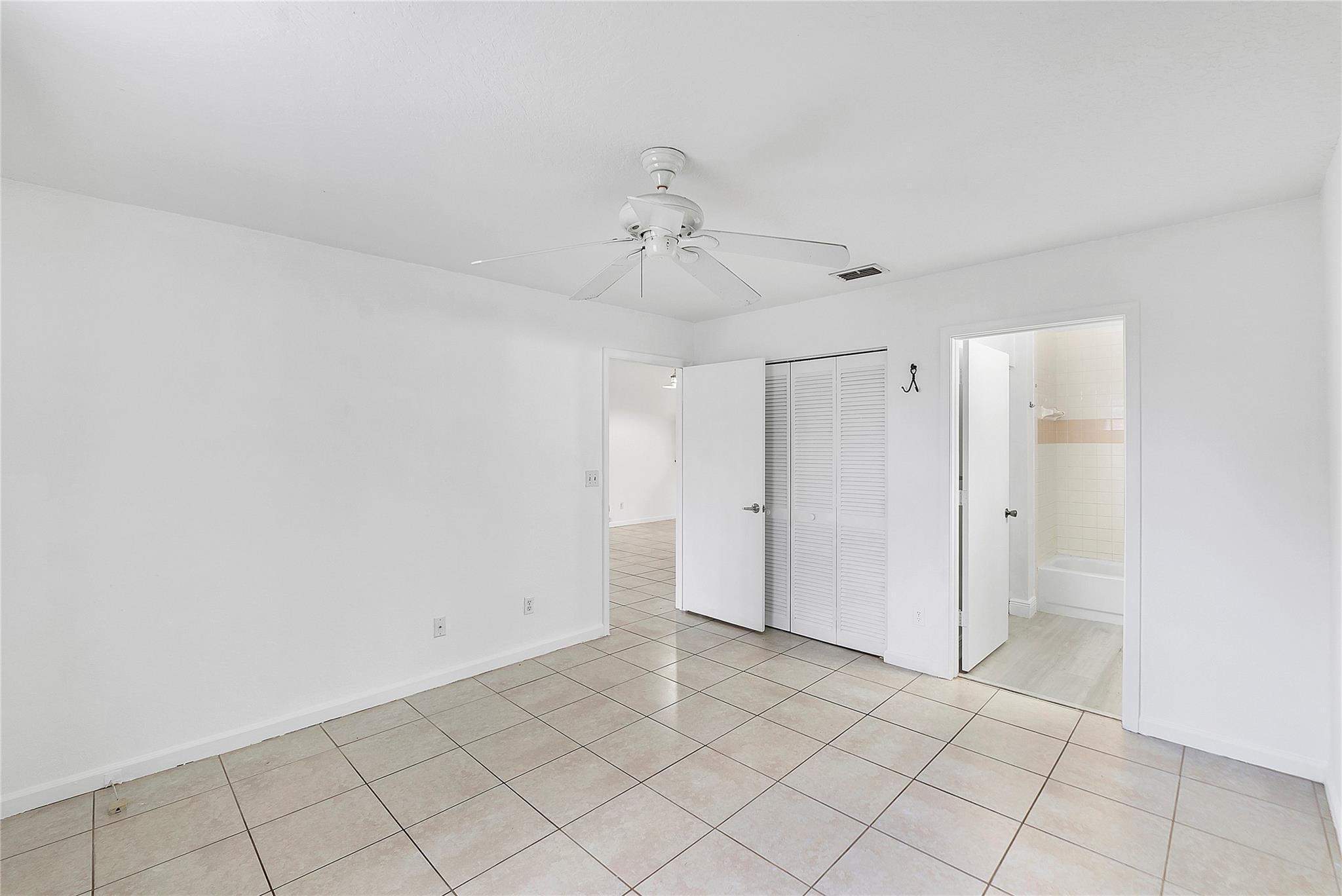GARDENS OF SUNRISE CONDO - Residential Lease