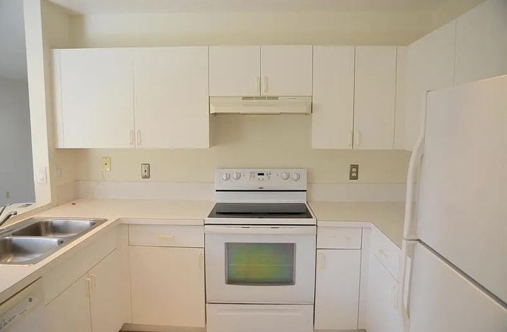 Photo of 1456 SW 47th Avenue, Deerfield Beach, FL 33442 (MLS # R11079489)