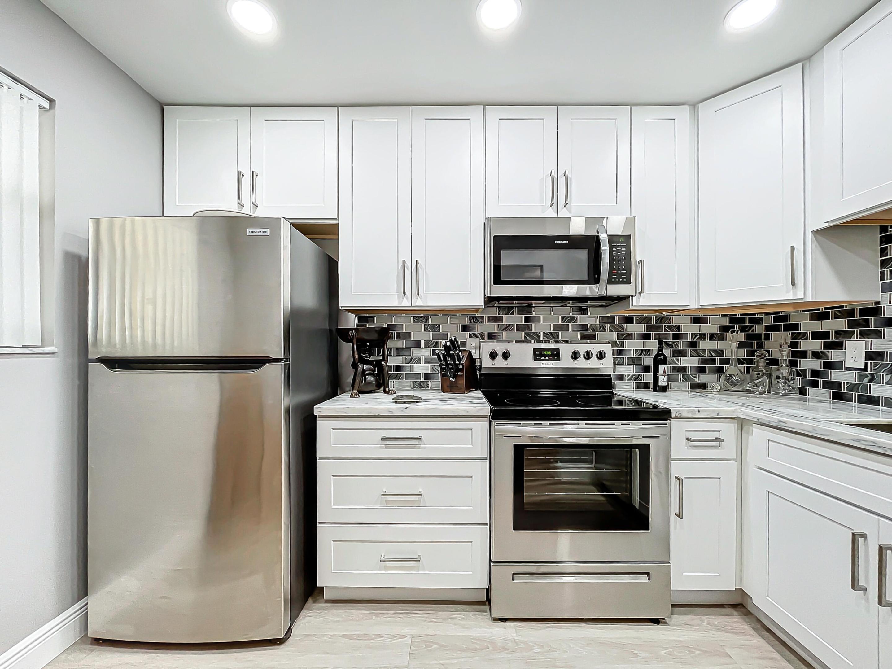 GOLDEN LAKES VILLAGE CONDO 1 THRU 13-A - Residential