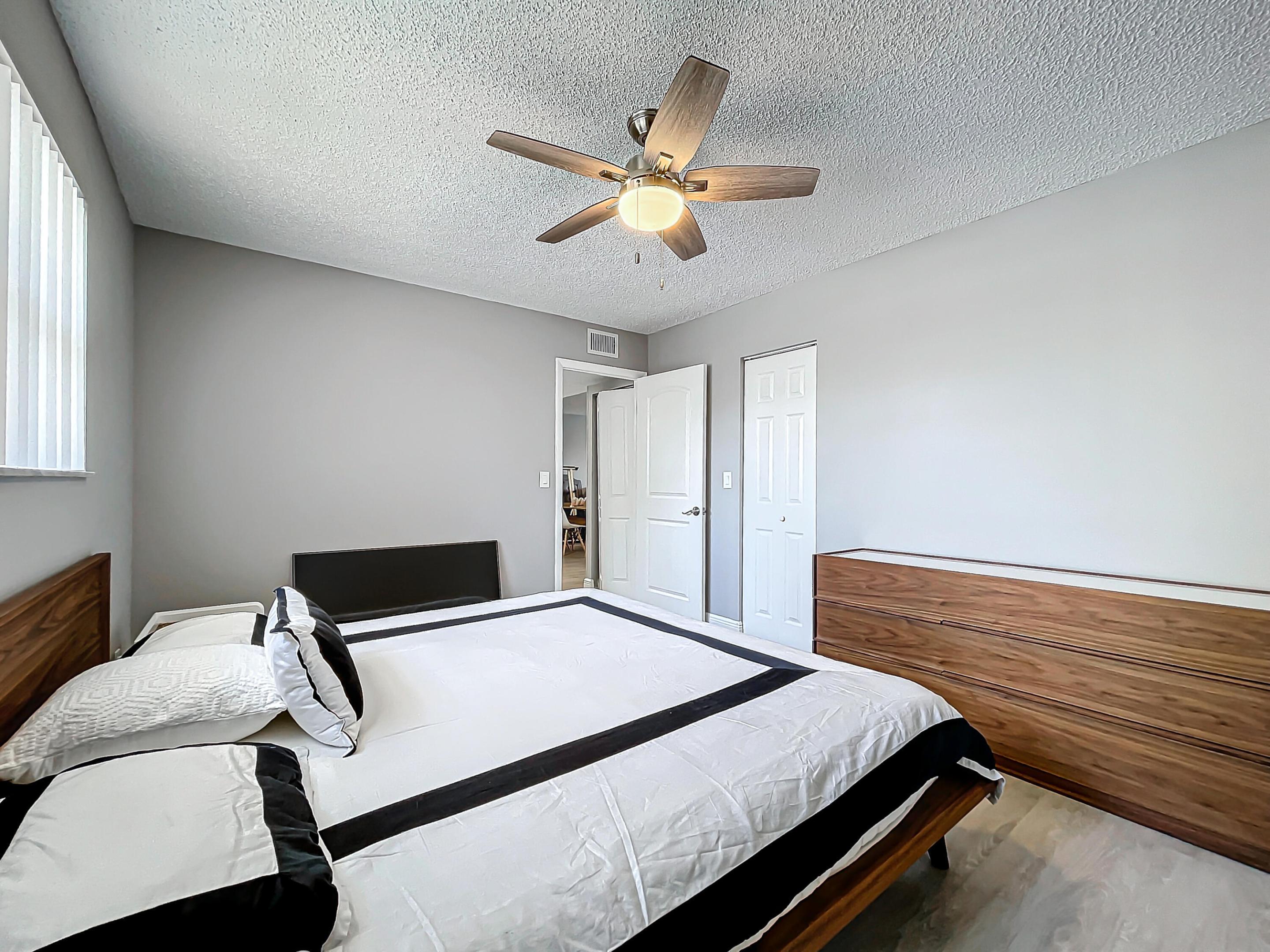 GOLDEN LAKES VILLAGE CONDO 1 THRU 13-A - Residential