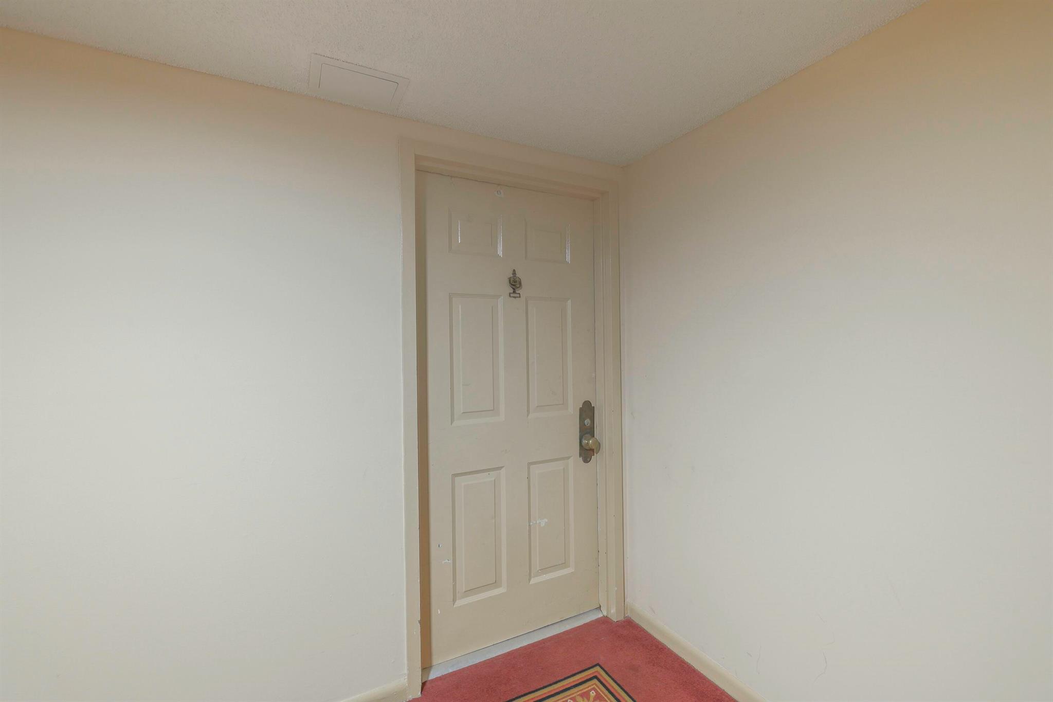 PALM BEACH HOUSE CONDO - Residential